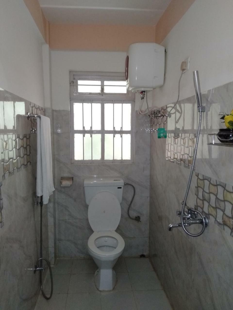 Hotel The Shire Kalimpong Esterno foto
